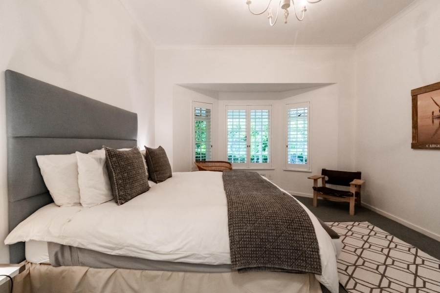 To Let 4 Bedroom Property for Rent in Franschhoek Western Cape